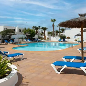 https://oasis-puerto-del-carmen.puertodelcarmen-hotels.org